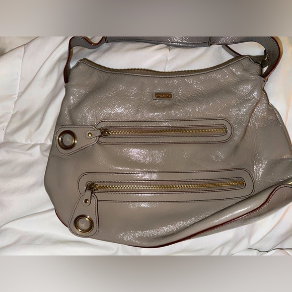 Kate spade grey with red trim front pocket leather hobo bag - Picture 1 of 15